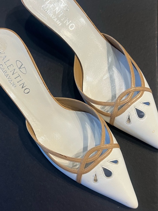 Valentino Garavani Shoes - Valentino Garavani Vintage White and Tan Pointed-Toe Slip-On Kitten Heel Mules 8